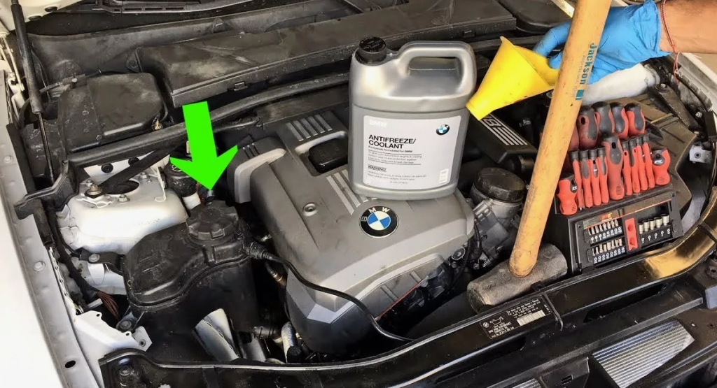 Какой антифриз заливать в bmw.