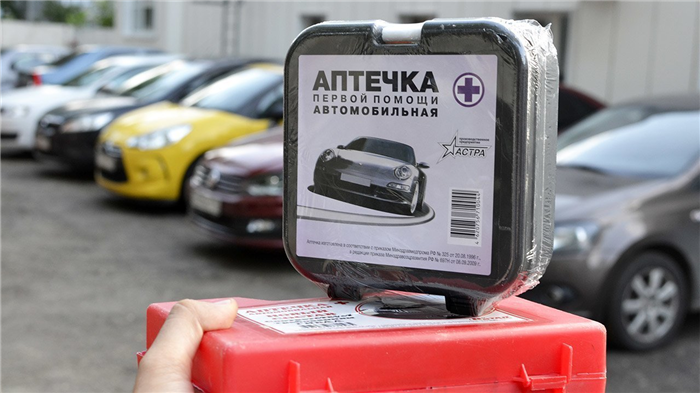 Что входит в состав автомобильной аптечки.