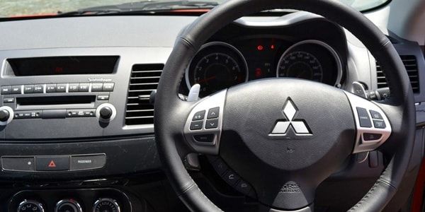 Mitsubishi lancer 10 руль.
