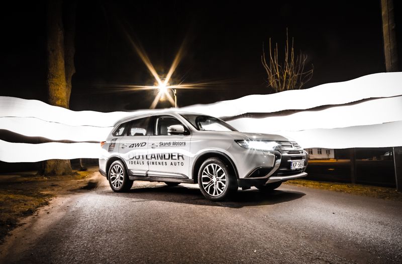 Mitsubishi Outlander SUV