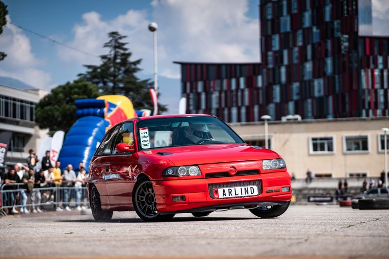 Opel Astra red